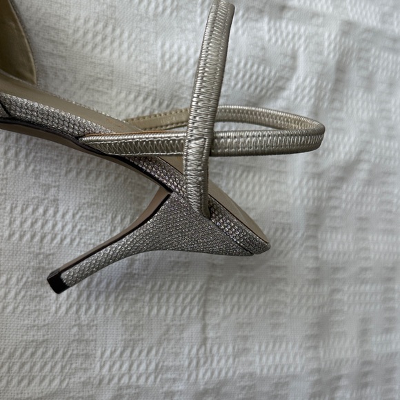 Elegant Women's Heels - Picture 10 of 10